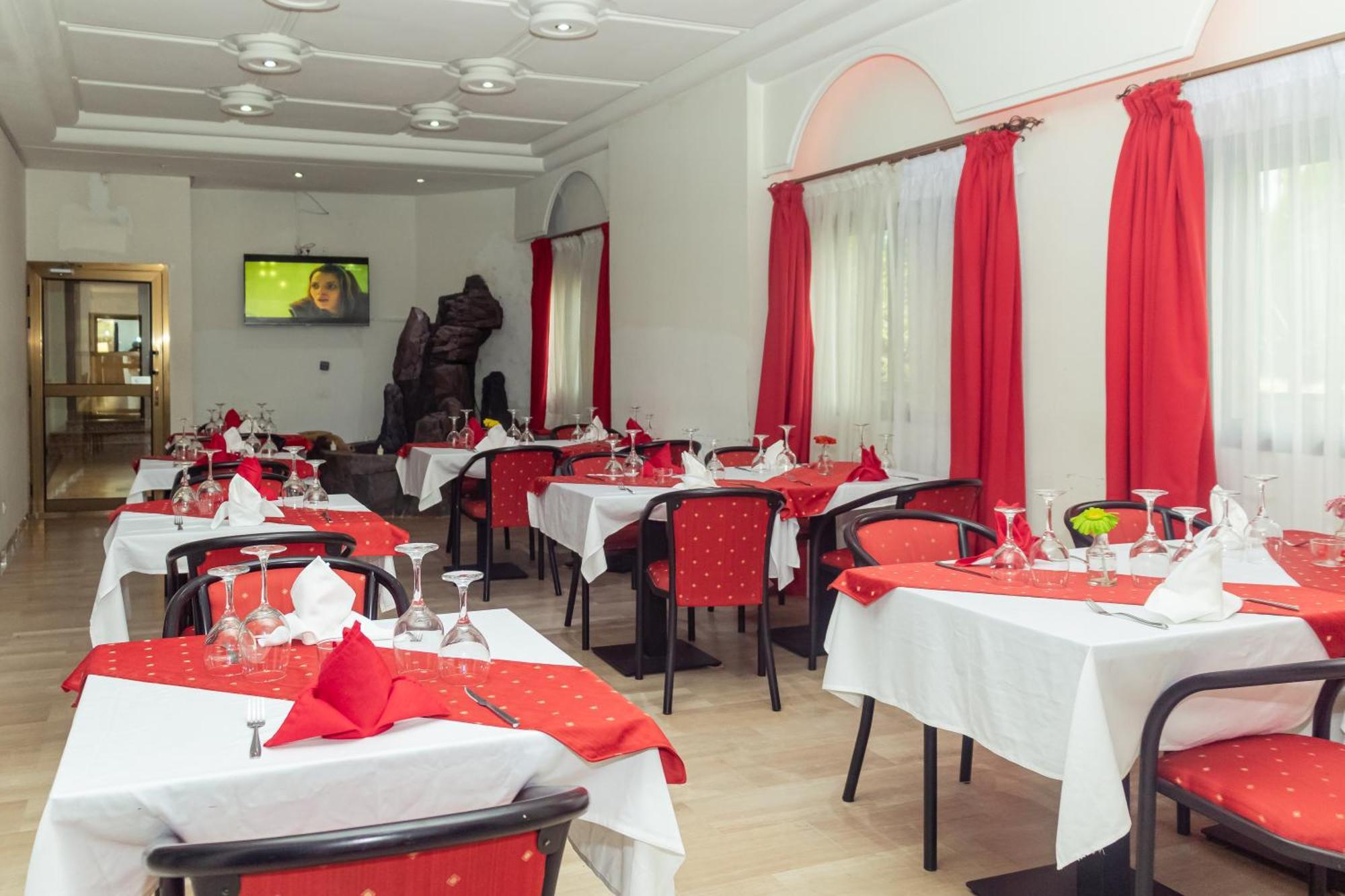 Hotel Djigui Abidjan Eksteriør billede